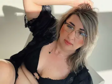 Mimikk  live sex cam