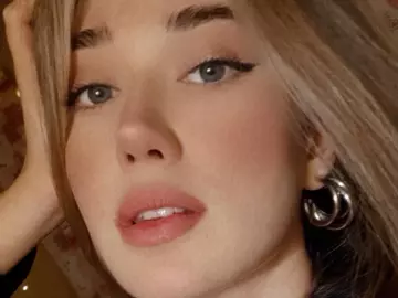 Cindyflower  live sex cam