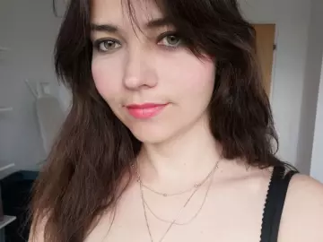 Cyndeewinter  live sex cam