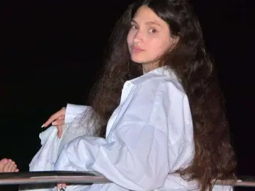 Babyflowers  live sex cam