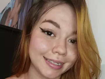 Tabuenoyfresco  live sex cam