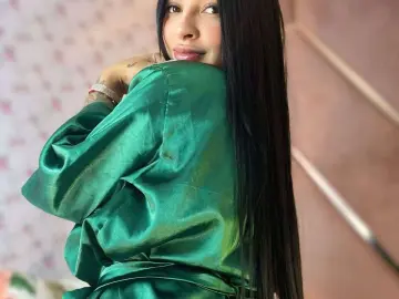 Lilipeti  live sex cam