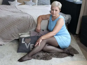 Emiliagree  live sex cam