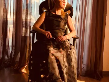 Moranaxx  live sex cam