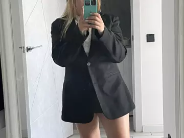 Emberbunny  live sex cam