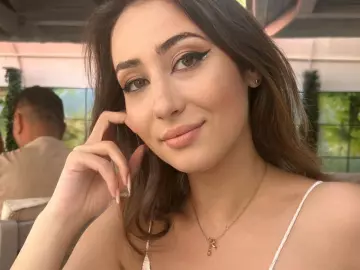 Isoldebliss  live sex cam