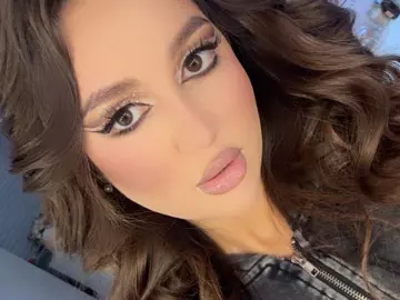 Nellyfischer  live sex cam