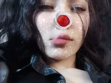 Rosario215  live sex cam