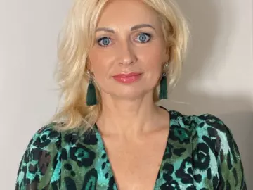 Crystaldear  live sex cam