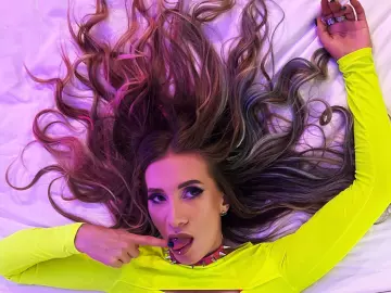 Leyared  live sex cam