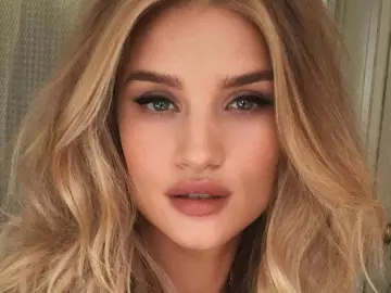 Leysun7  live sex cam