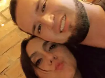 Melraise  live sex cam