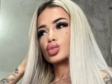 Diamondjoxxx  live sex cam