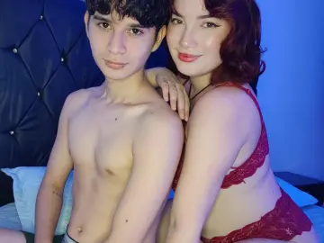 Andrewycherry  live sex cam