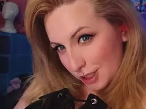 Cannddynew  live sex cam