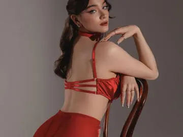 Vitatess  live sex cam