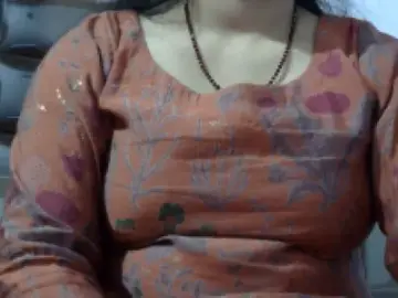 Jassi_55  live sex cam