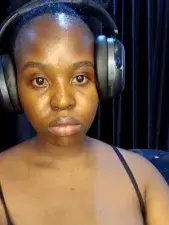 Joan Abuka  live sex cam