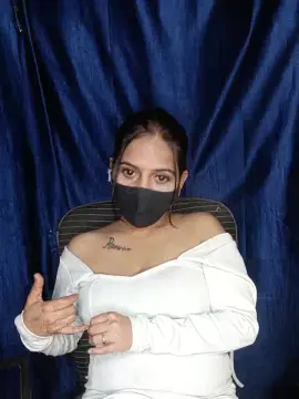 Queenfareen  live sex cam
