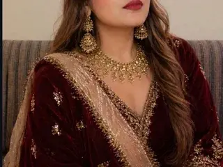 IndiianStarLilly  live sex cam