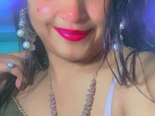 Glowing_Moon  live sex cam