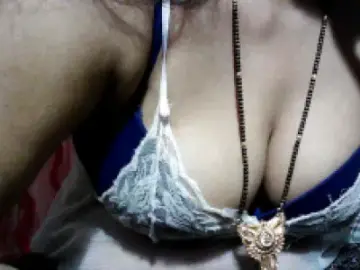 Swatii  live sex cam