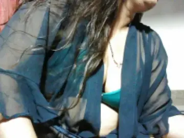 Swatii  live sex cam