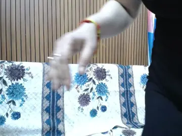 Cutefacehere  live sex cam