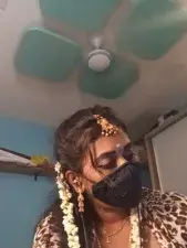Madhuvanthi  live sex cam