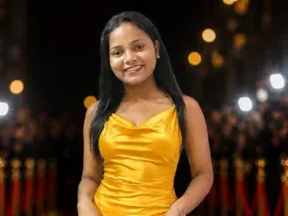Nicki9693  live sex cam