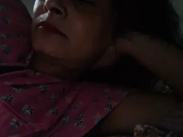 Komal9999  live sex cam
