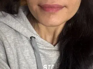 Aaliya22  live sex cam