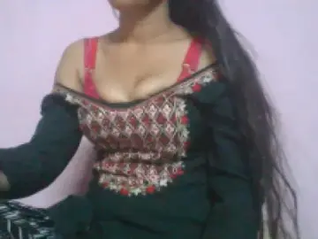Hot_Akira  live sex cam