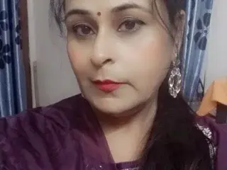 Indianpyari  live sex cam