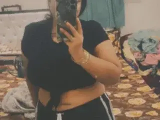 Missbeauttiful  live sex cam