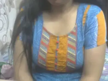 Gunita  live sex cam
