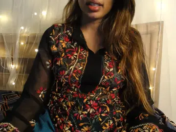 Yours_heer  live sex cam
