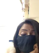 Mona Darling  live sex cam