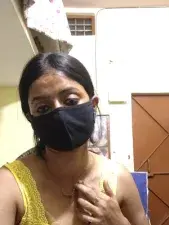 Mona Darling  live sex cam