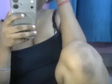 Naina  live sex cam