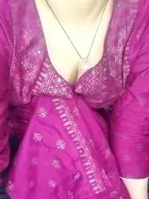 Khushi21  live sex cam