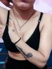 Khushi21  live sex cam