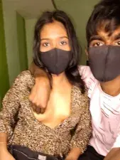 Cute_couple25  live sex cam