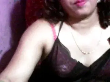 Roopalee  live sex cam