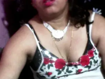 Roopalee  live sex cam