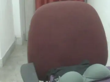 IndianRadhika25  live sex cam