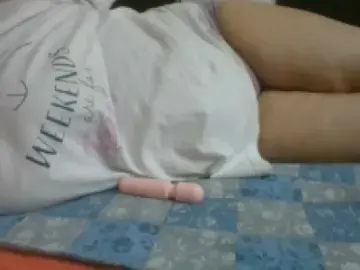 Queen Saundarya  live sex cam