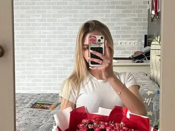Lionora  live sex cam