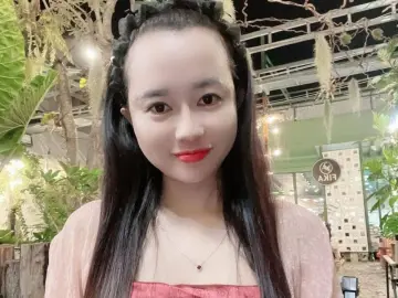 Meomun69  live sex cam