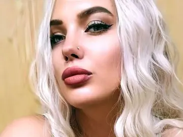 AdeleLily  live sex cam